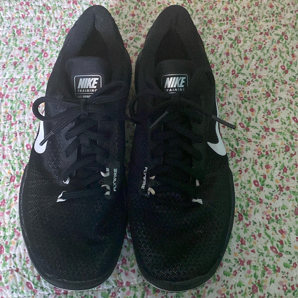Women’s Nike Training Flywire Trail Flex Supreme TR5, size 7